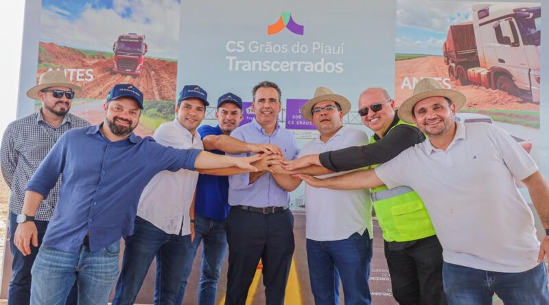 Governador inaugura 236 km da Transcerrados, que passa por sete municípios do Piauí